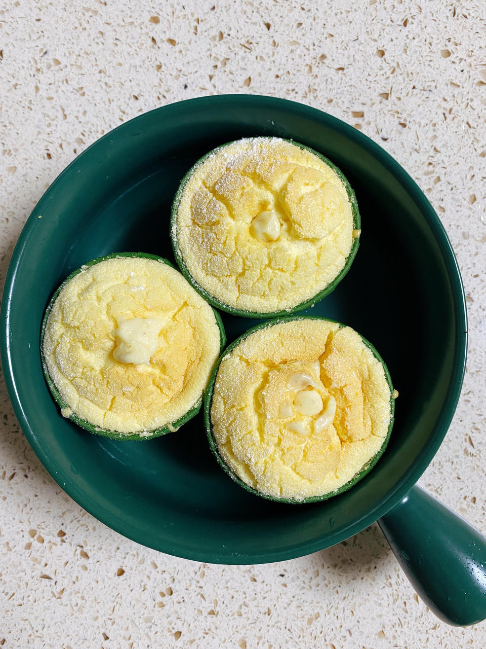 一口爆浆‼️超柔软的北海道戚风蛋糕‼️