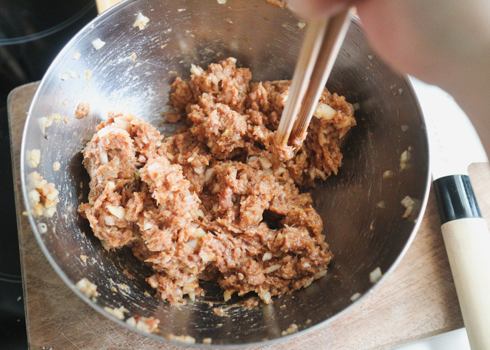 日式牛肉丸咖喱饭的做法 步骤3