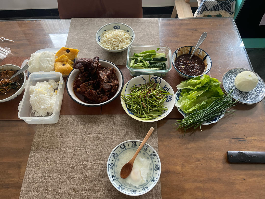 午餐•2026年4月3日