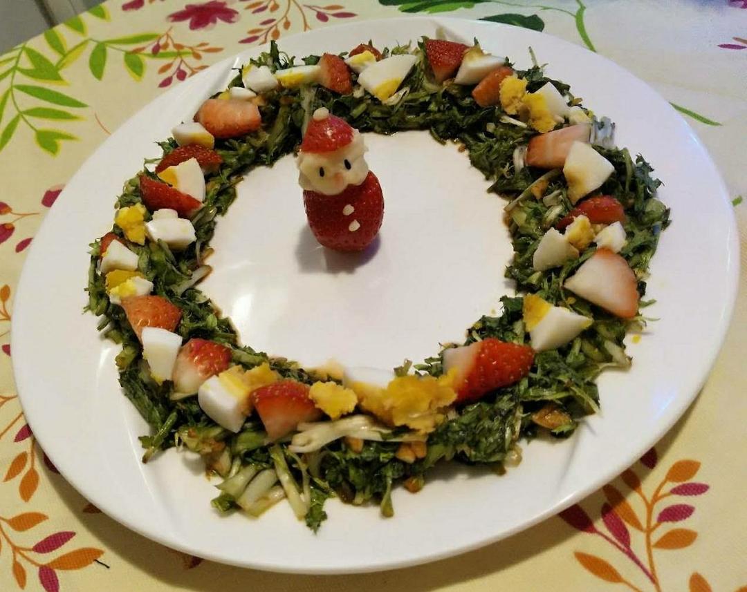 圣诞蔬菜花环沙拉