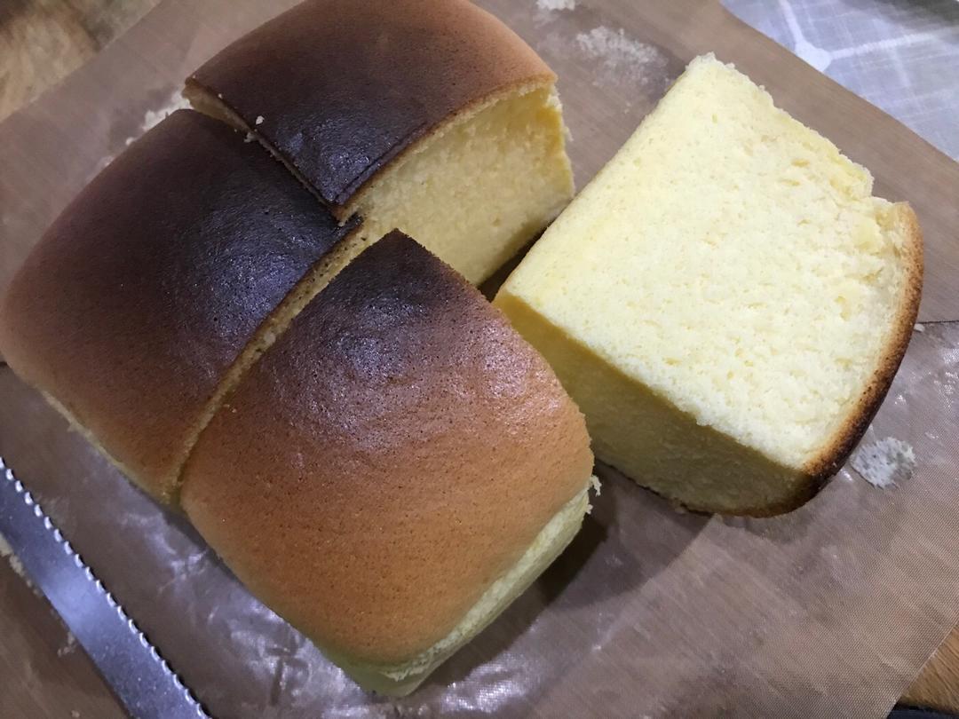 堪比柯基屁股
爆浆芝士🧀古早蛋糕