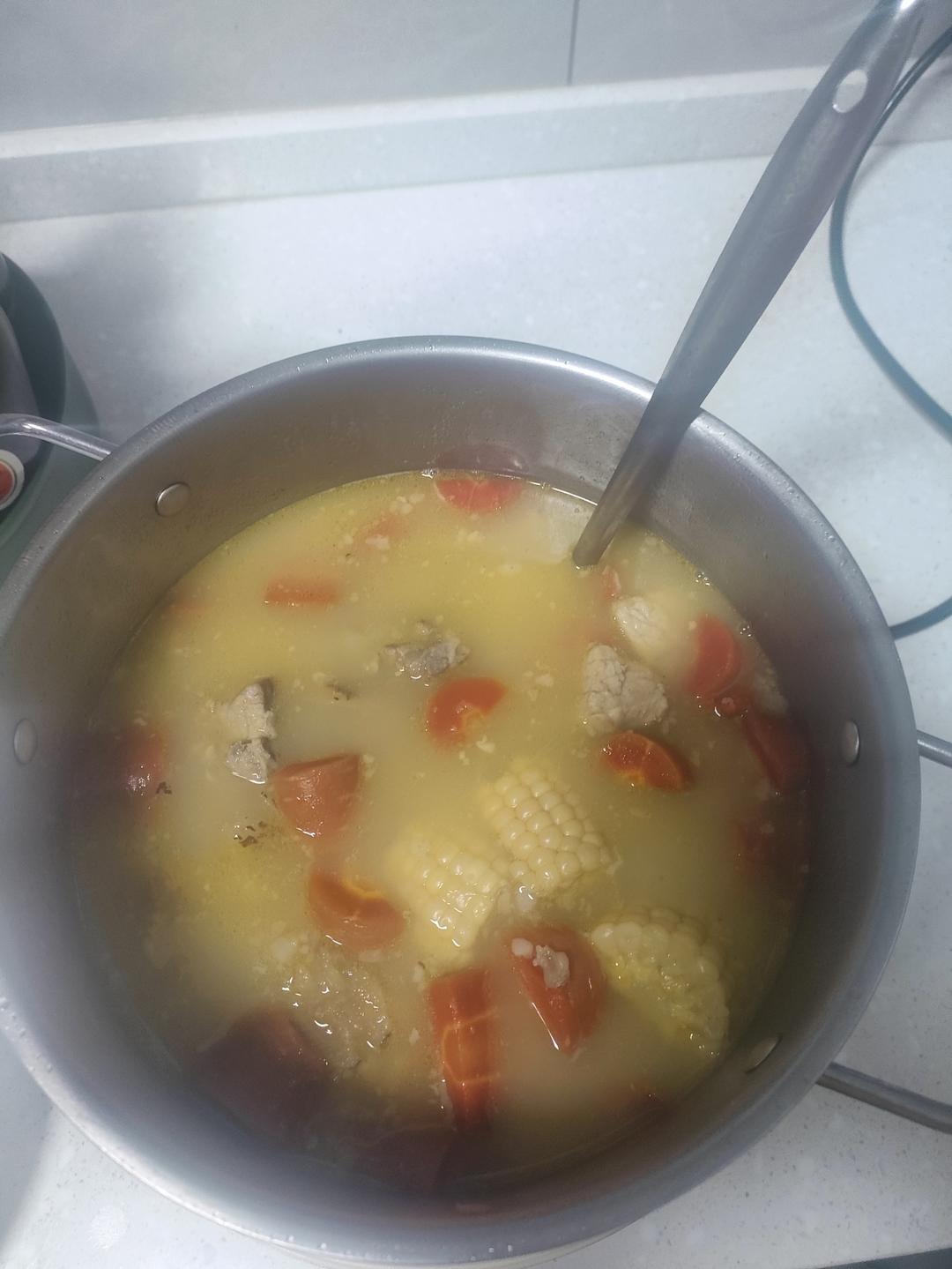 连吃三碗的玉米山药排骨汤
