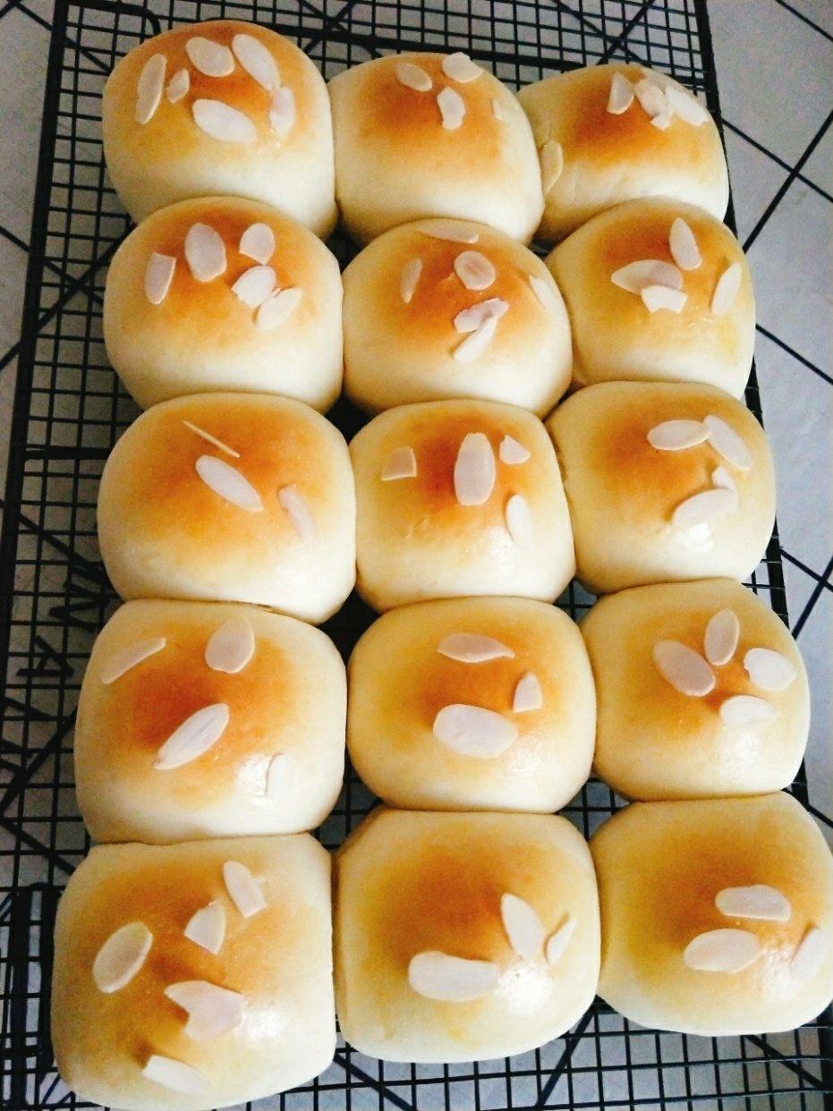 蜂蜜酸奶小餐包