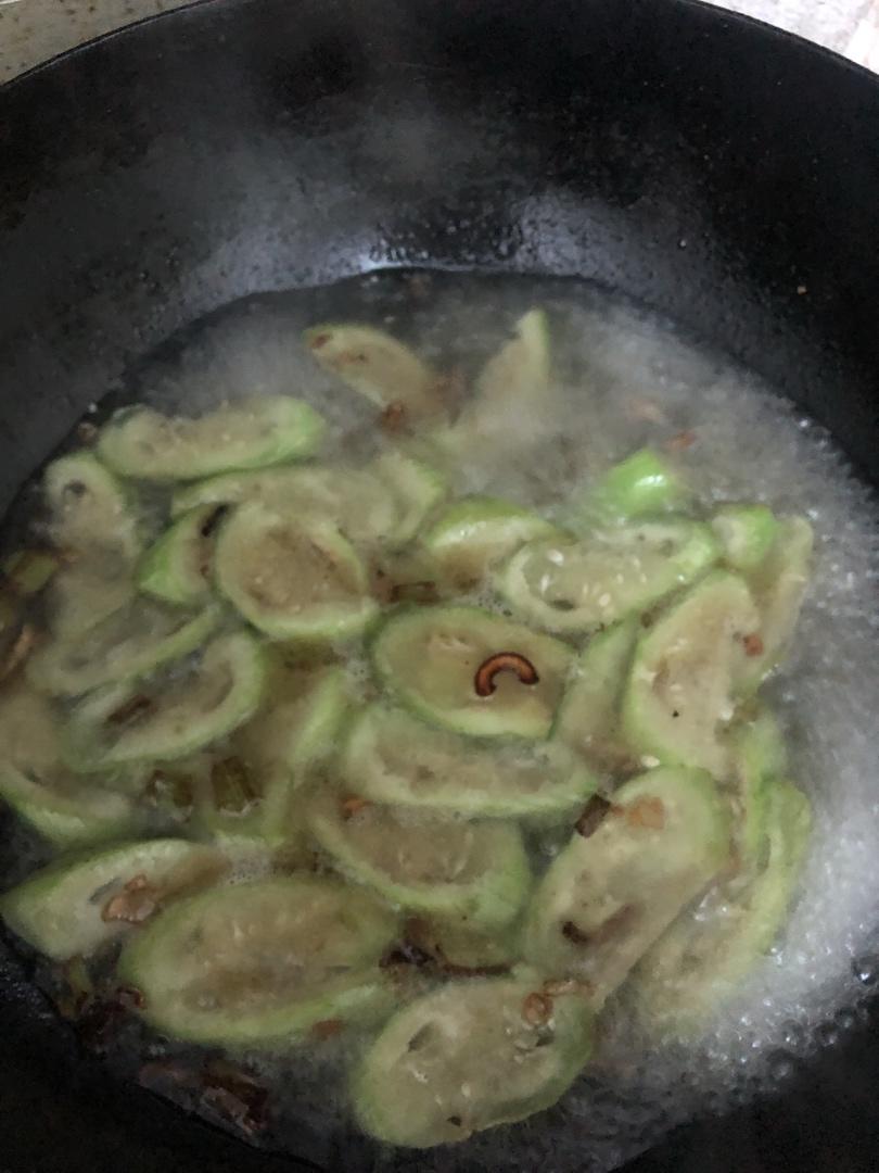 肉沫丝瓜汤（月子下奶汤）