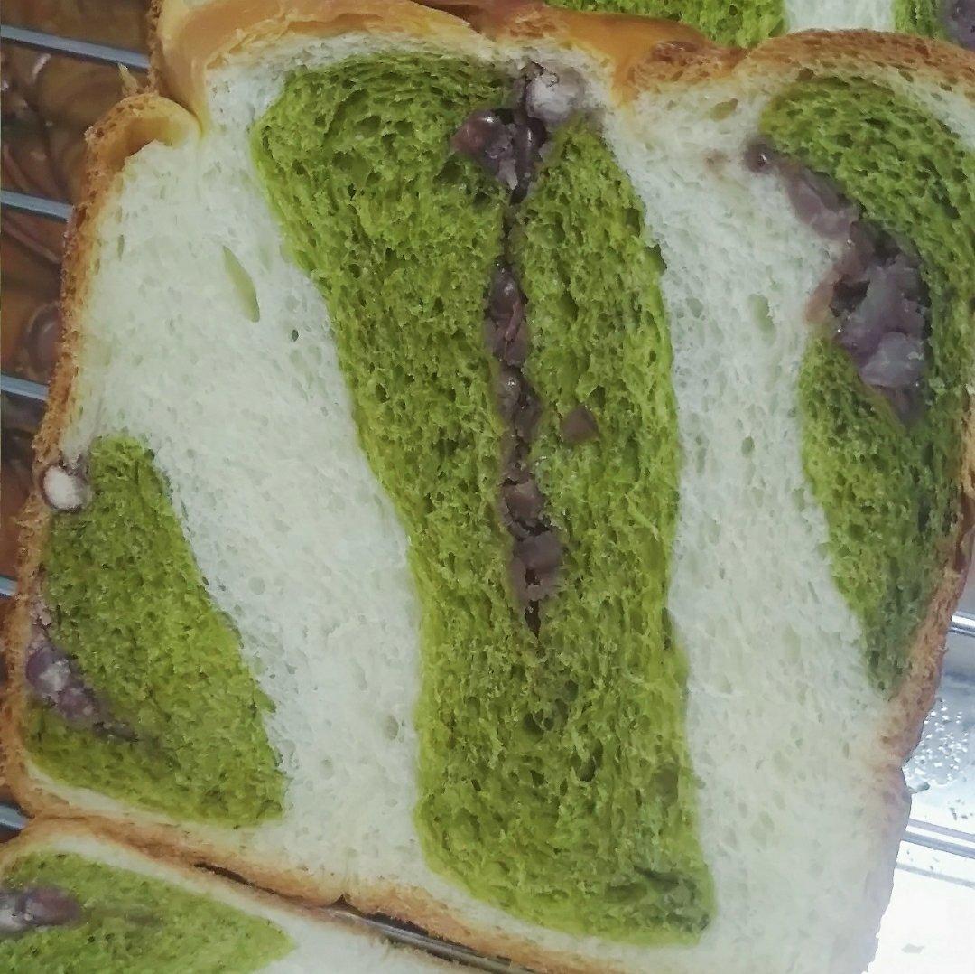 抹茶蜜豆牛奶吐司