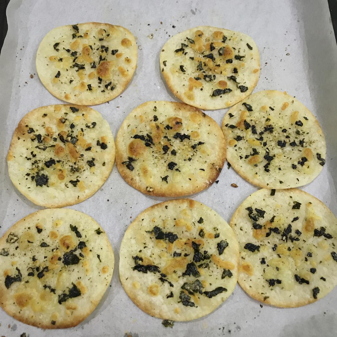 饺子皮做芝士脆片