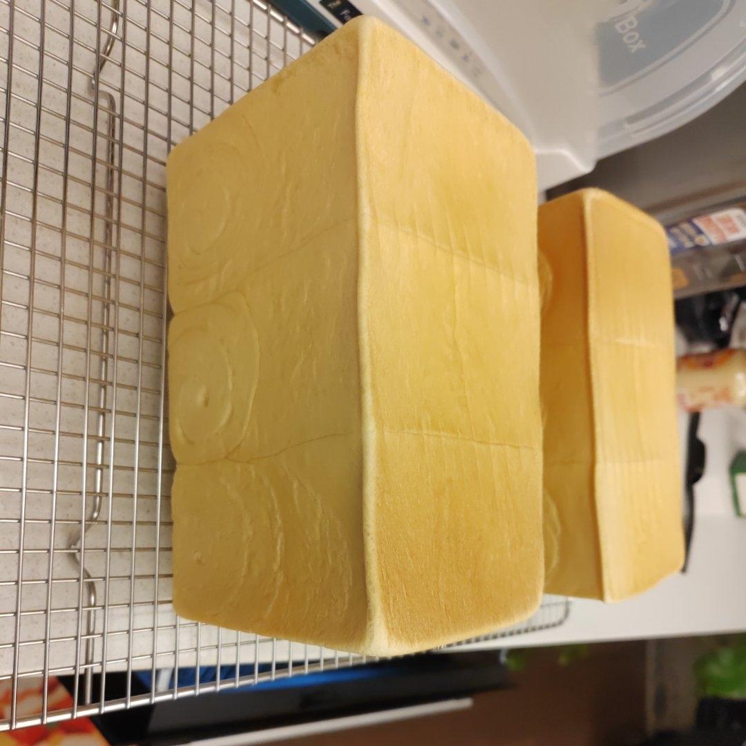 吐司，奶香手撕面包，超级香浓