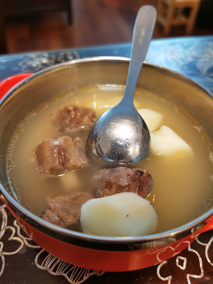 韩式清炖牛尾汤