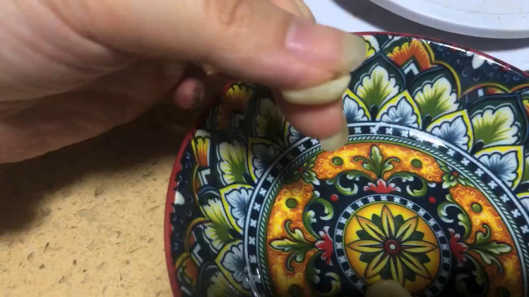 简单、快速泡发莲子