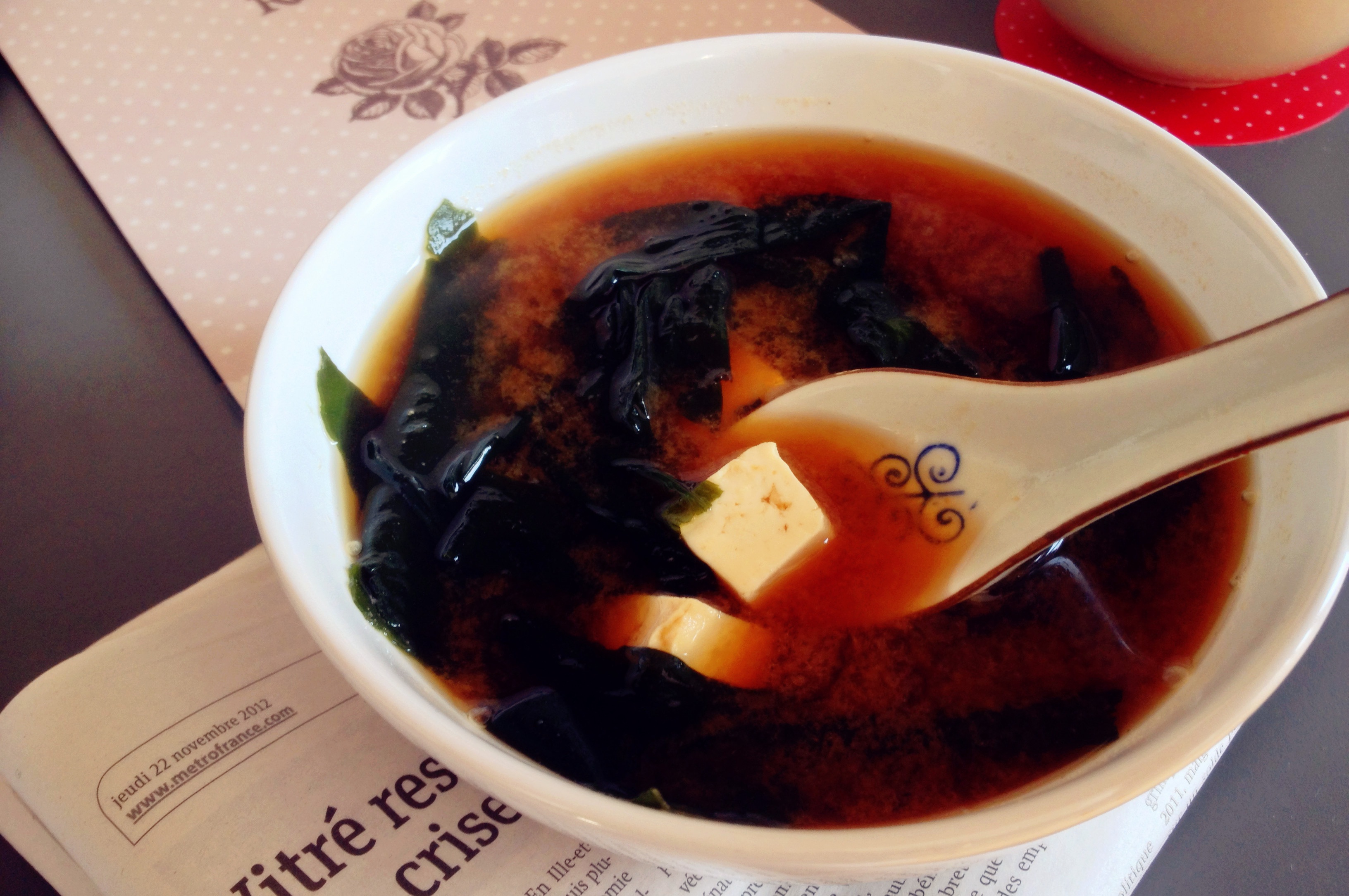 豆腐裙带菜味噌汤