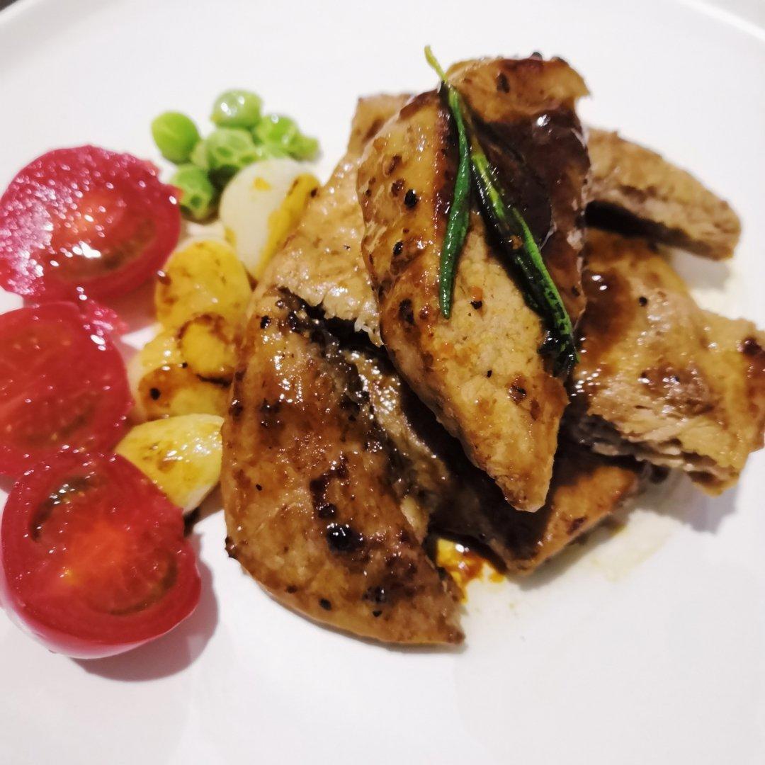 好吃到哭的煎牛排