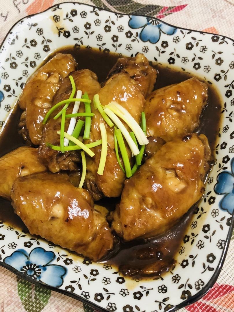 厨师长教你：“可乐鸡翅”的家常做法，味道鲜嫩可口，先收藏起来