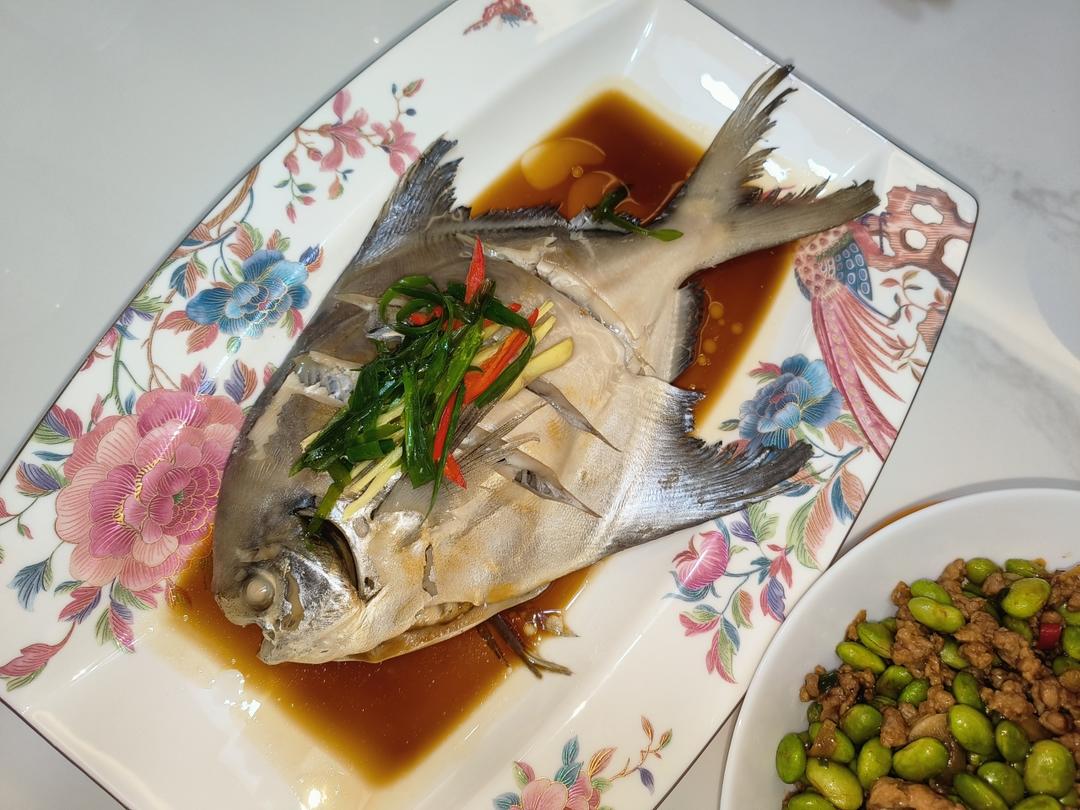 清蒸鲳鱼