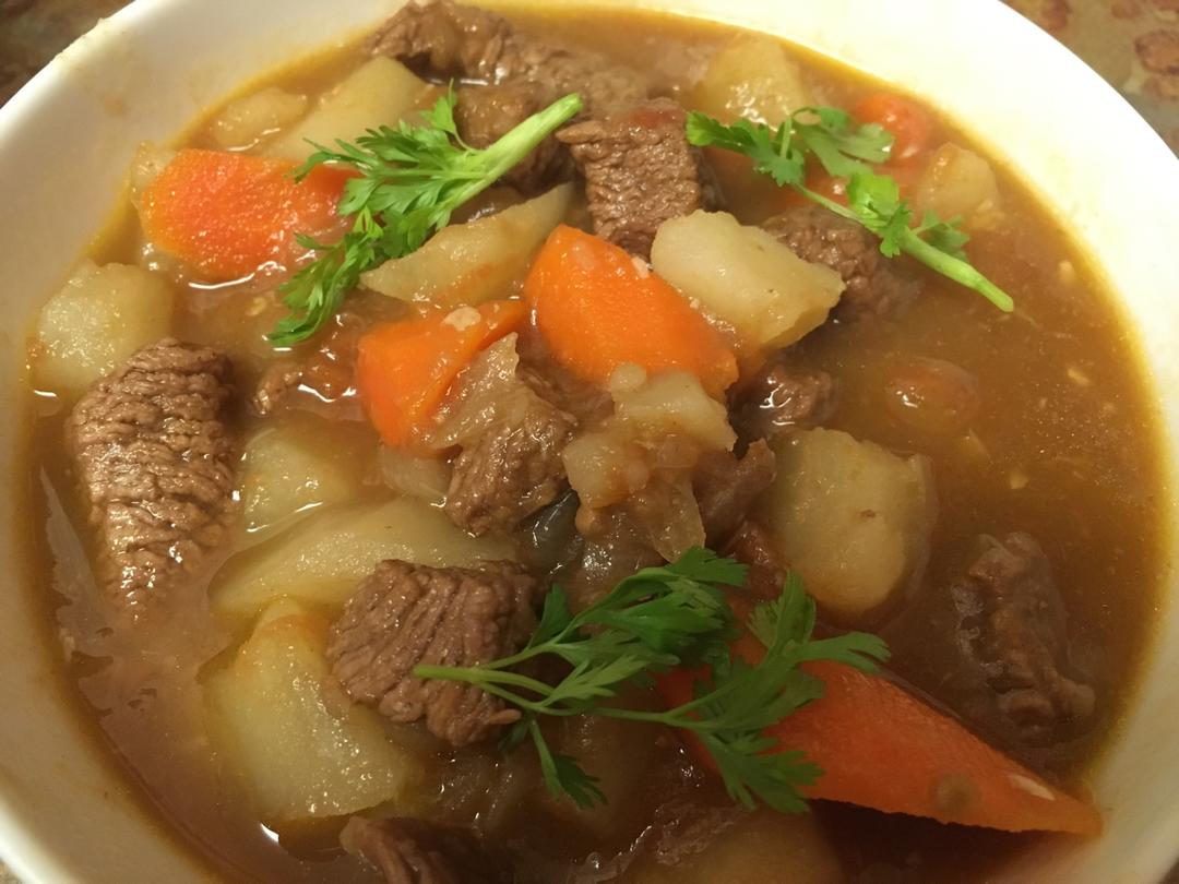 红烧牛肉土豆 （独家秘制）