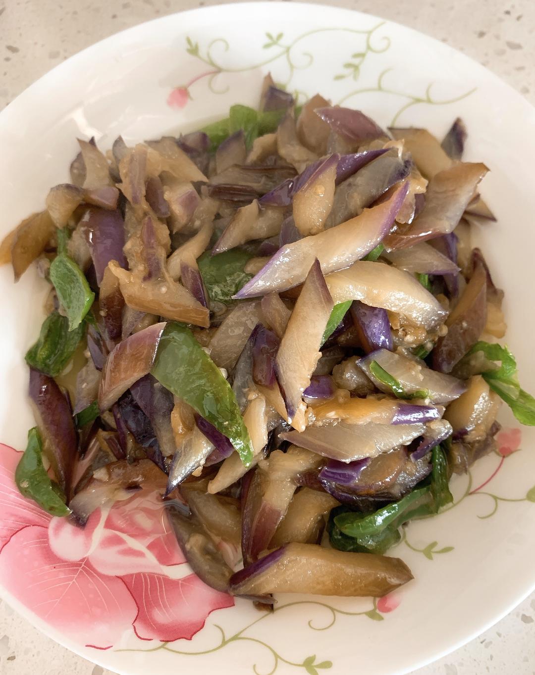 青椒炒茄子的做法