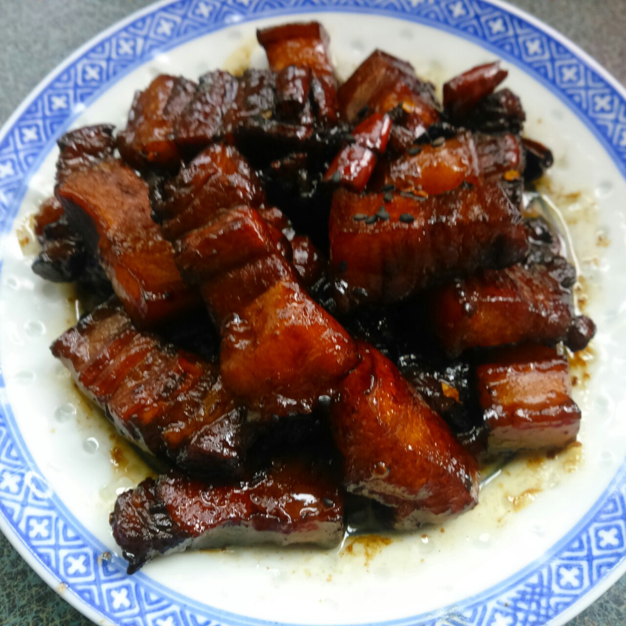 不焯水不放油的家常红烧肉