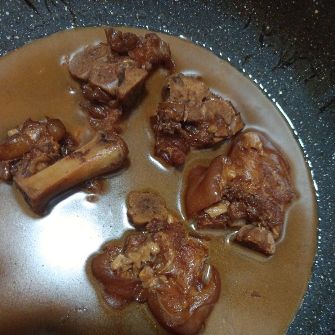 简单红烧肘子肉