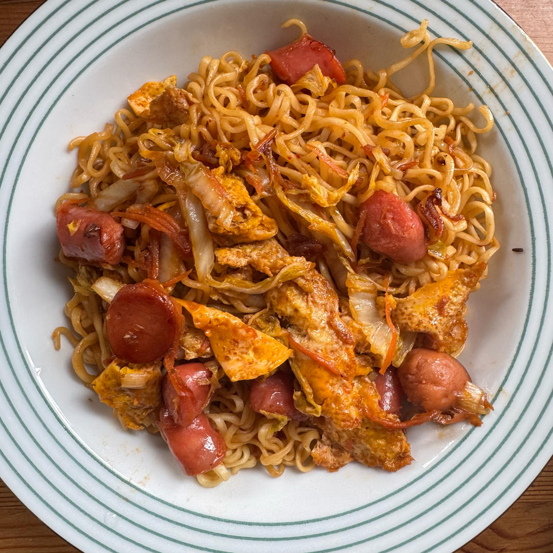 路边摊风味炒方便面