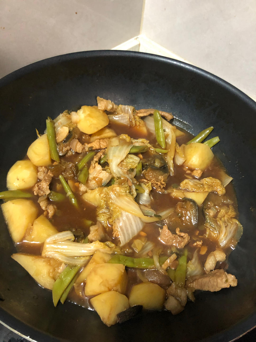 一碗简单易做味美下饭的大锅炖菜