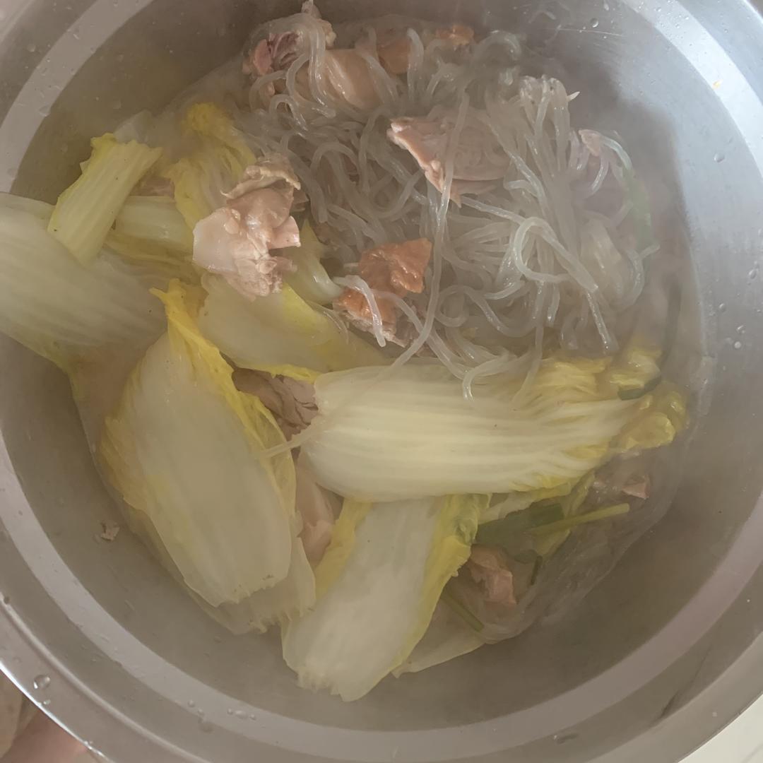 烤鸭架白菜粉丝汤