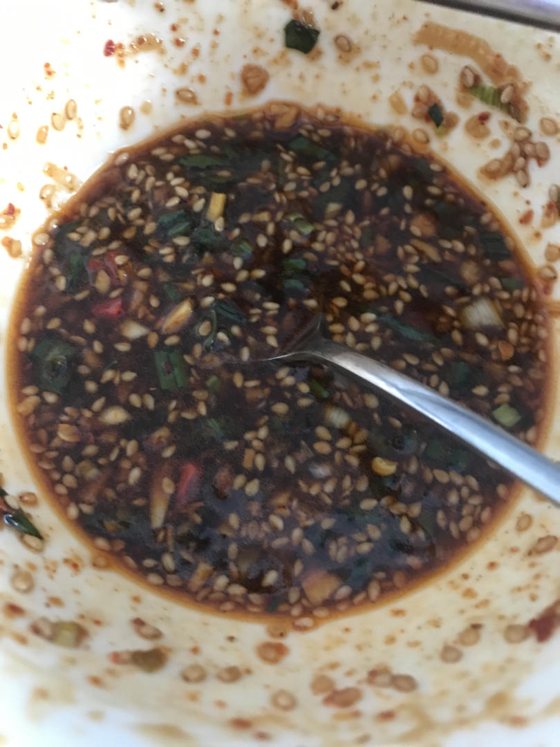 万能凉拌汁的做法（饭店不外传的秘方）