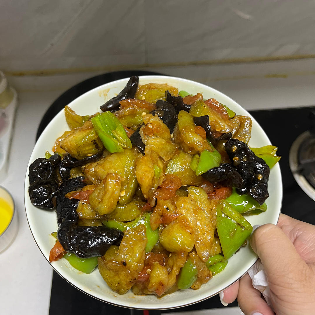 简单家常的番茄烧茄子