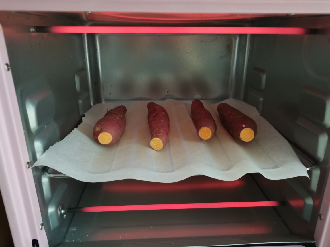 烤红薯的做法 步骤2