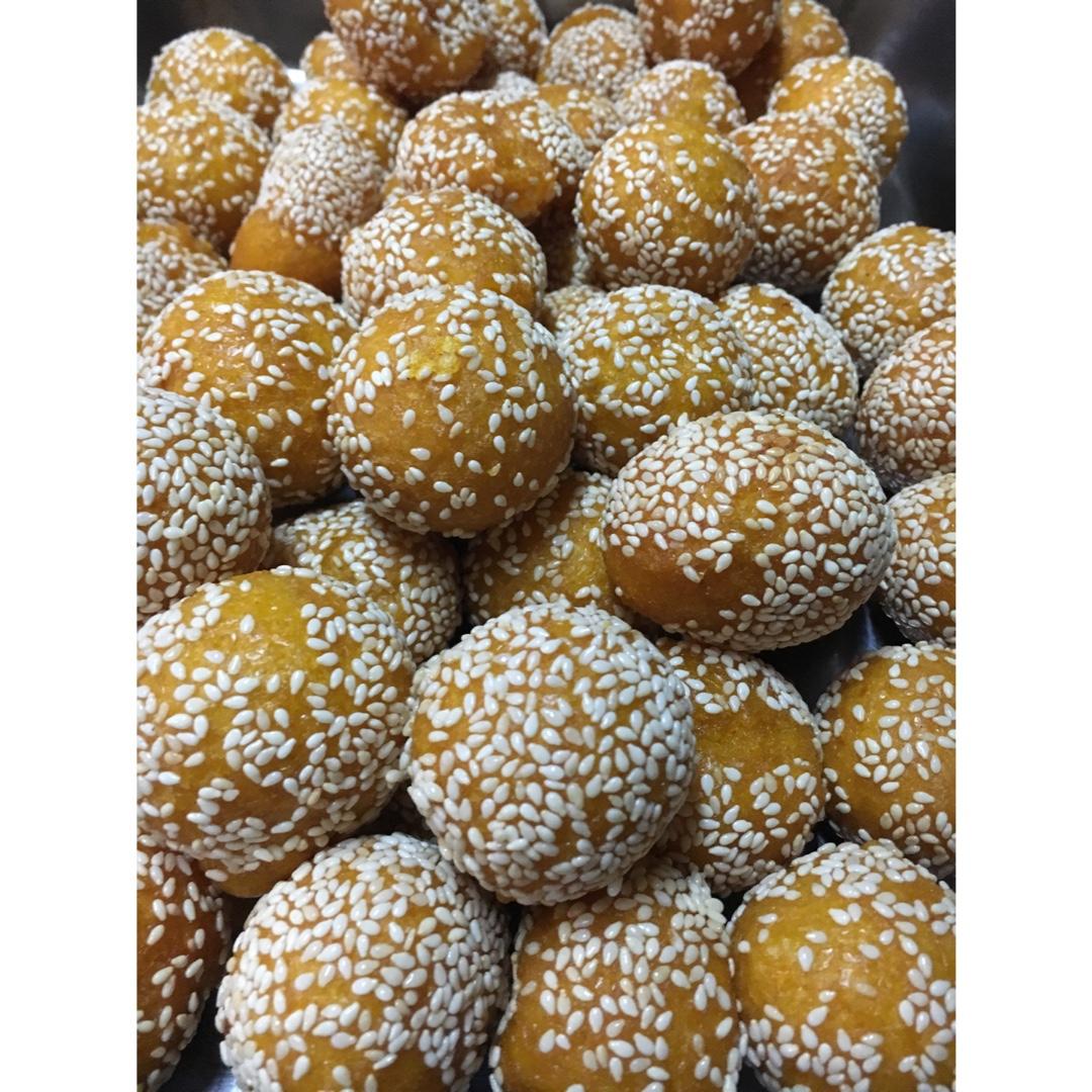 黄金球之一（南瓜芝麻球）