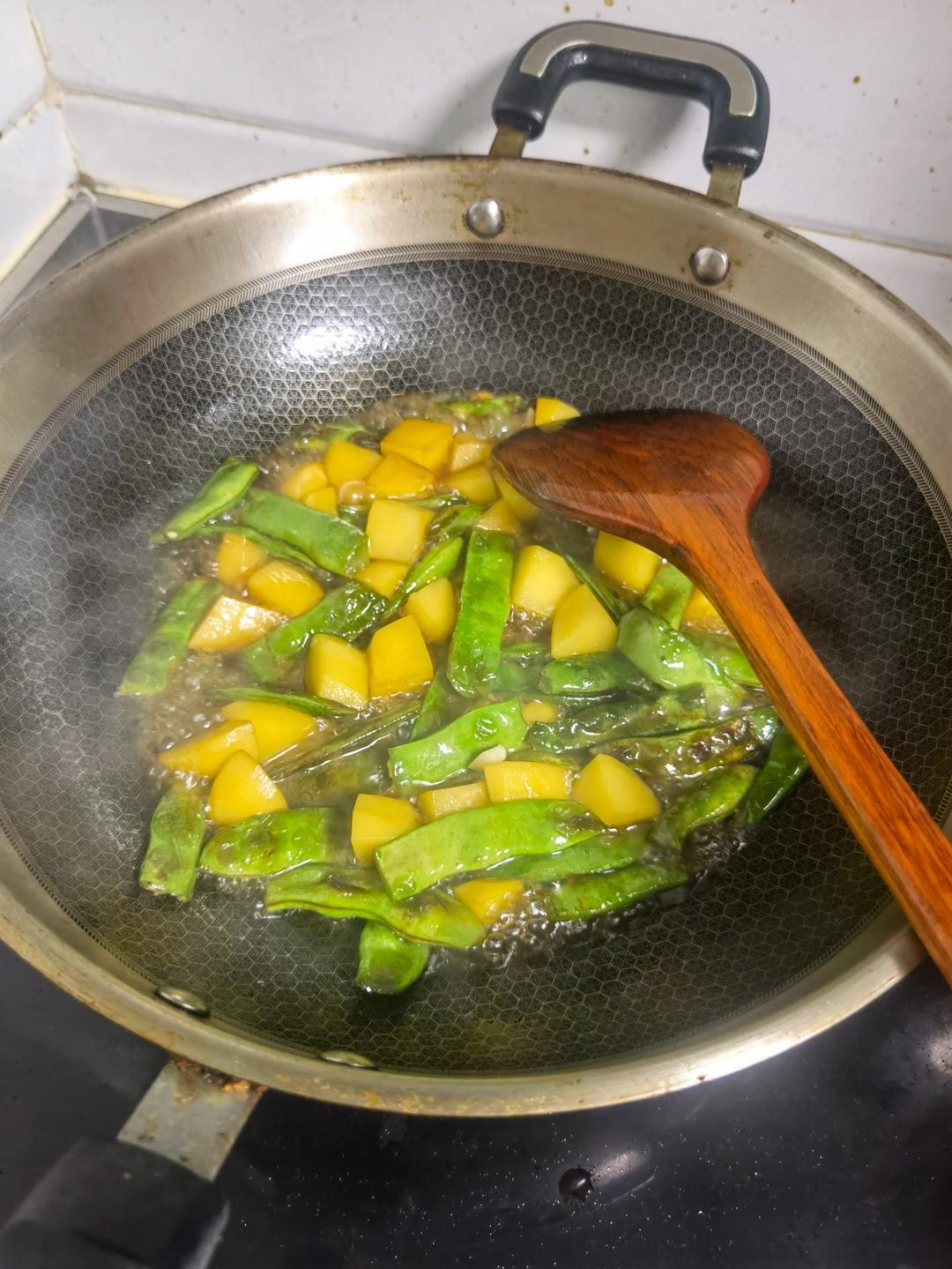 豆角炖土豆极简版💜