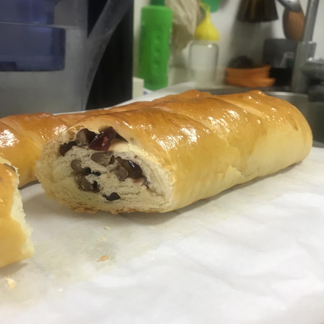 酸奶黑加仑列巴