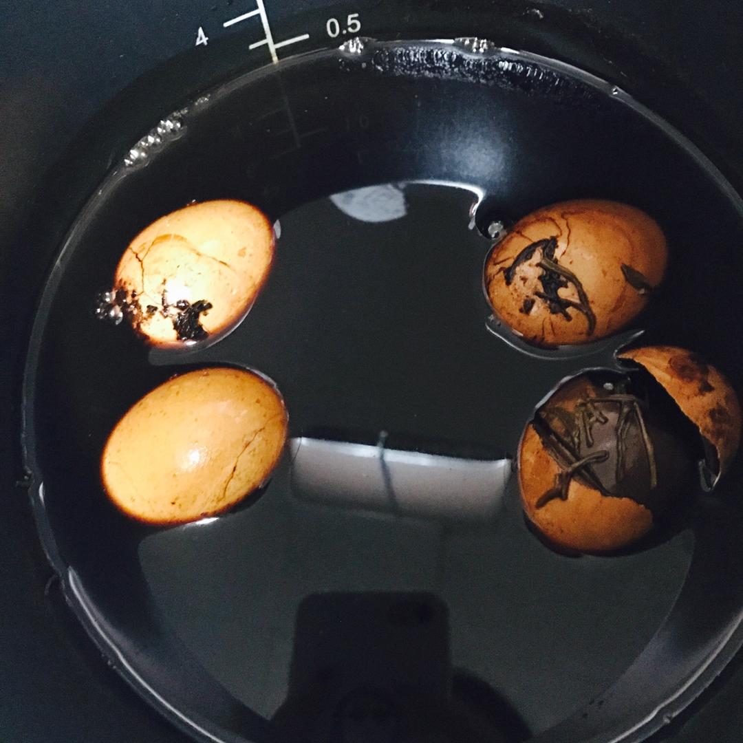 电饭煲煮五香茶叶蛋