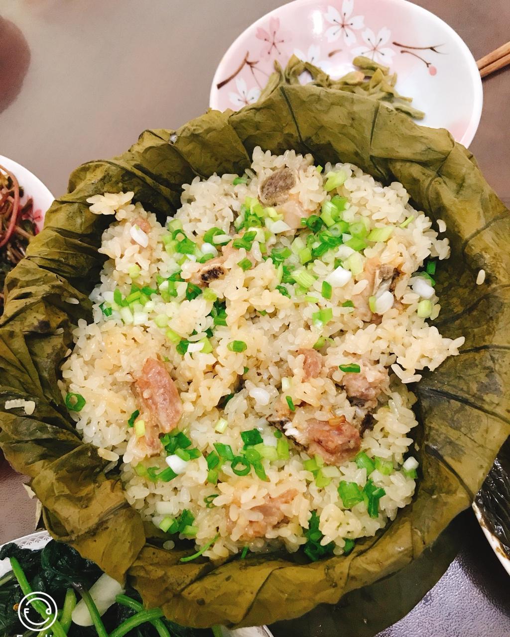 荷叶糯米排骨
