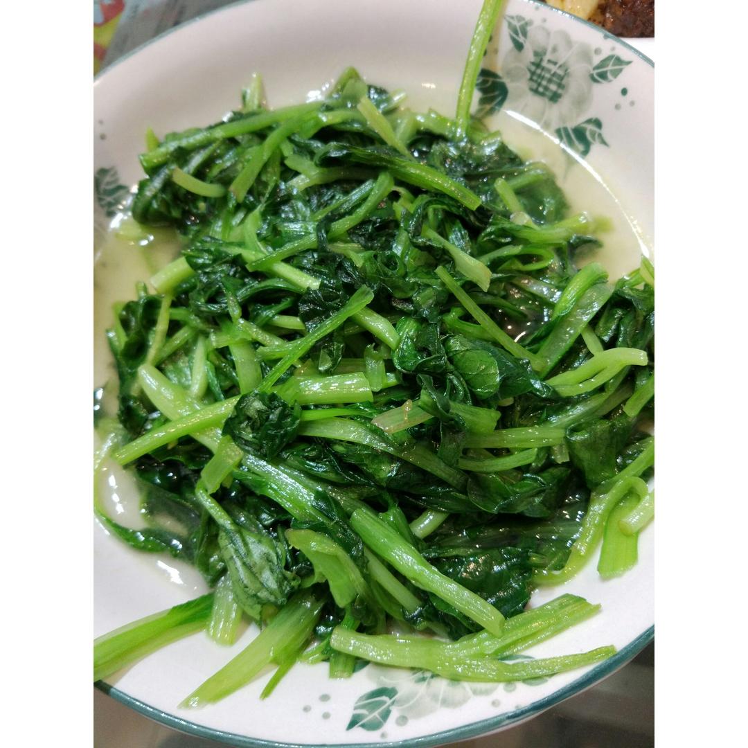 清炒鸡毛菜