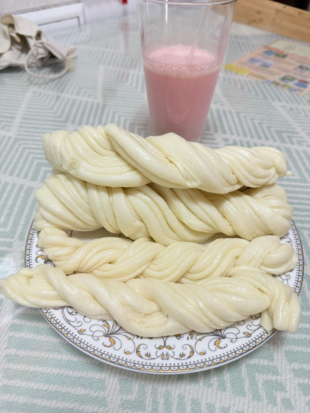 银丝卷？祥云卷？毛线卷？不管咯，就是卷卷馒头