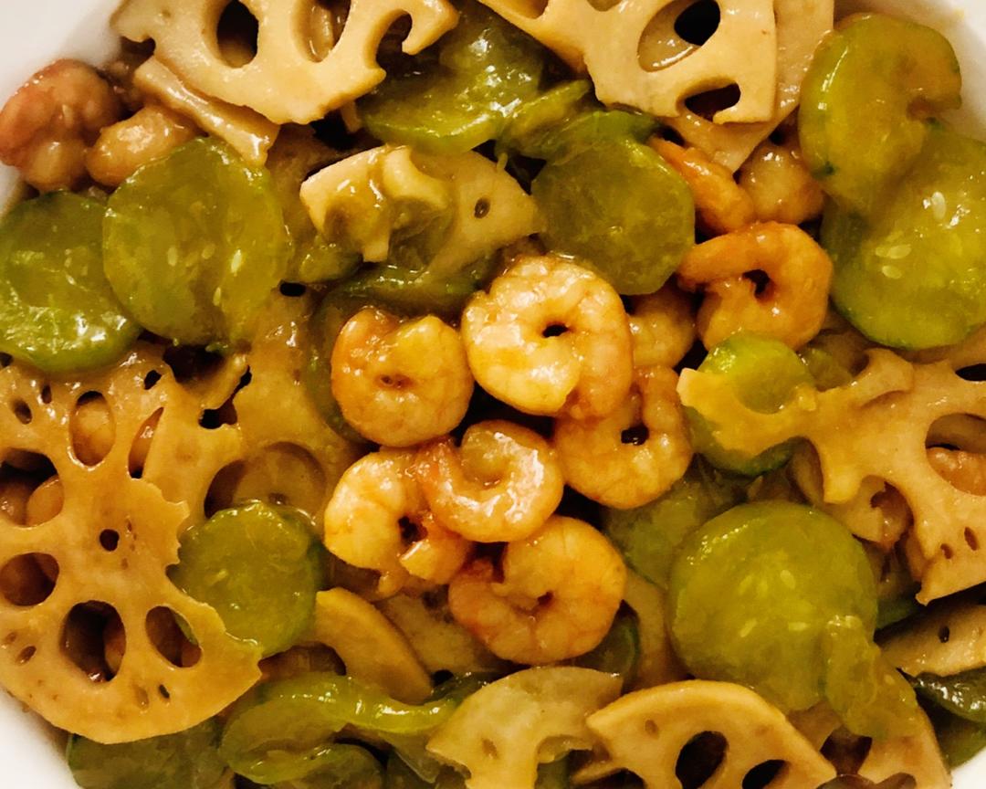 青瓜藕片炒虾仁