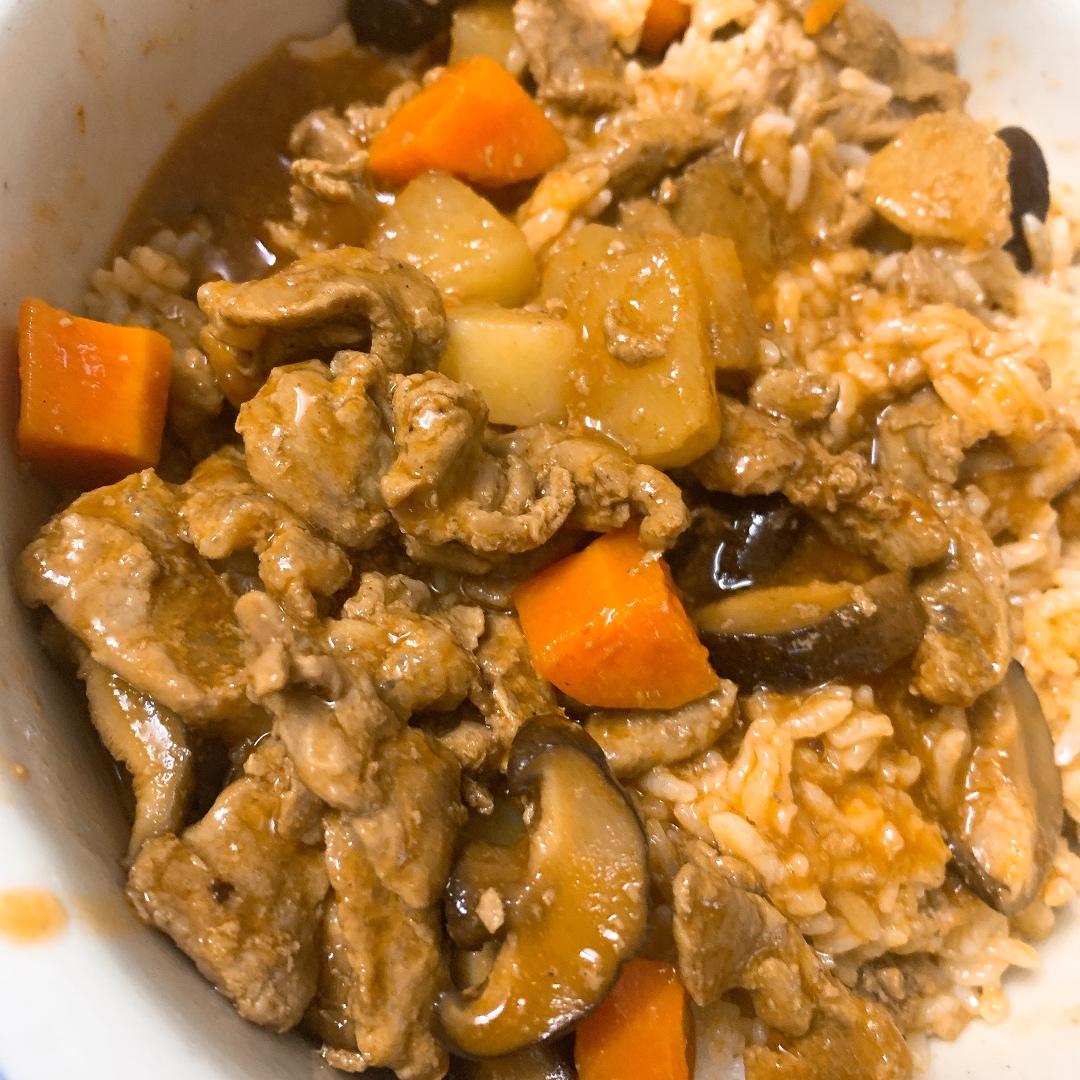 番茄红烩牛肉饭