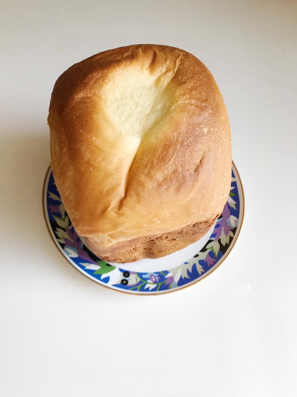 游离在花花食界的elie做的吐司面包(猪油版)