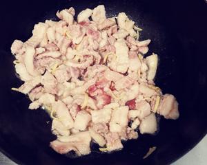 豆角香菇香干烧肉的做法 步骤2