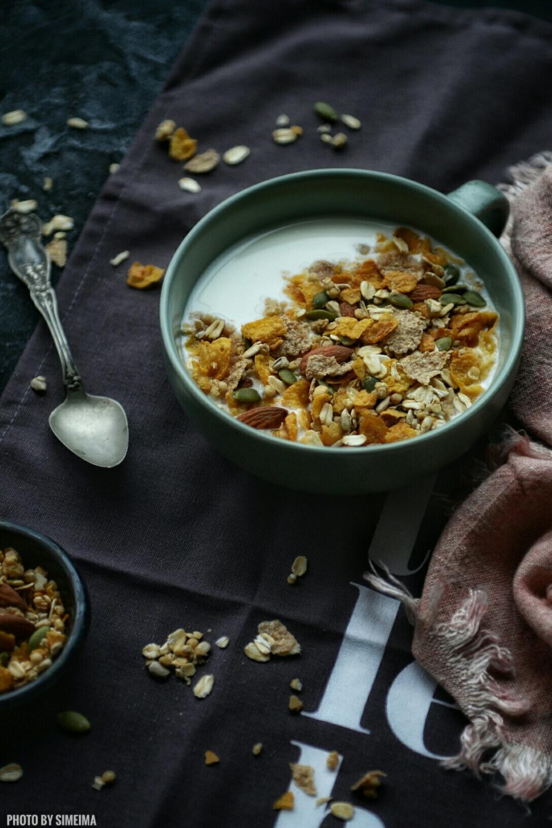 美味健康快手甜品 Vogel’s沃格尔鲜果酸奶谷物麦片碗