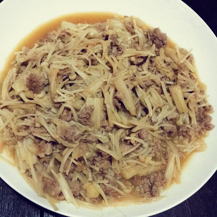 肉末金针菇