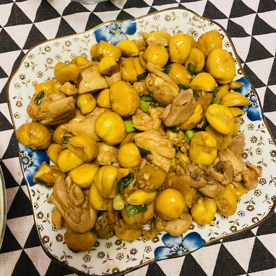 板栗烧鸡家常简单版！