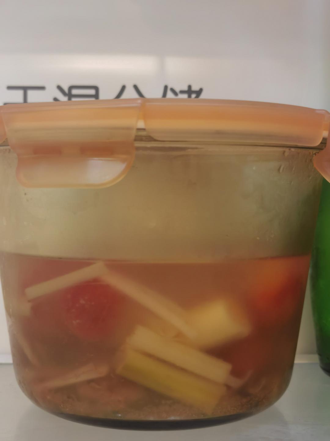 梅渍小番茄