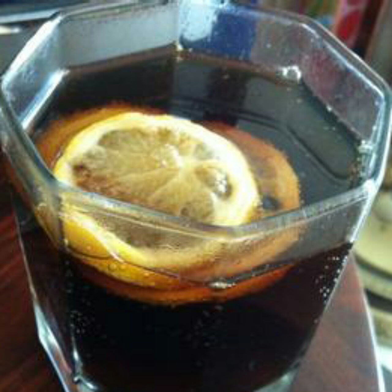 柠檬可乐生姜茶