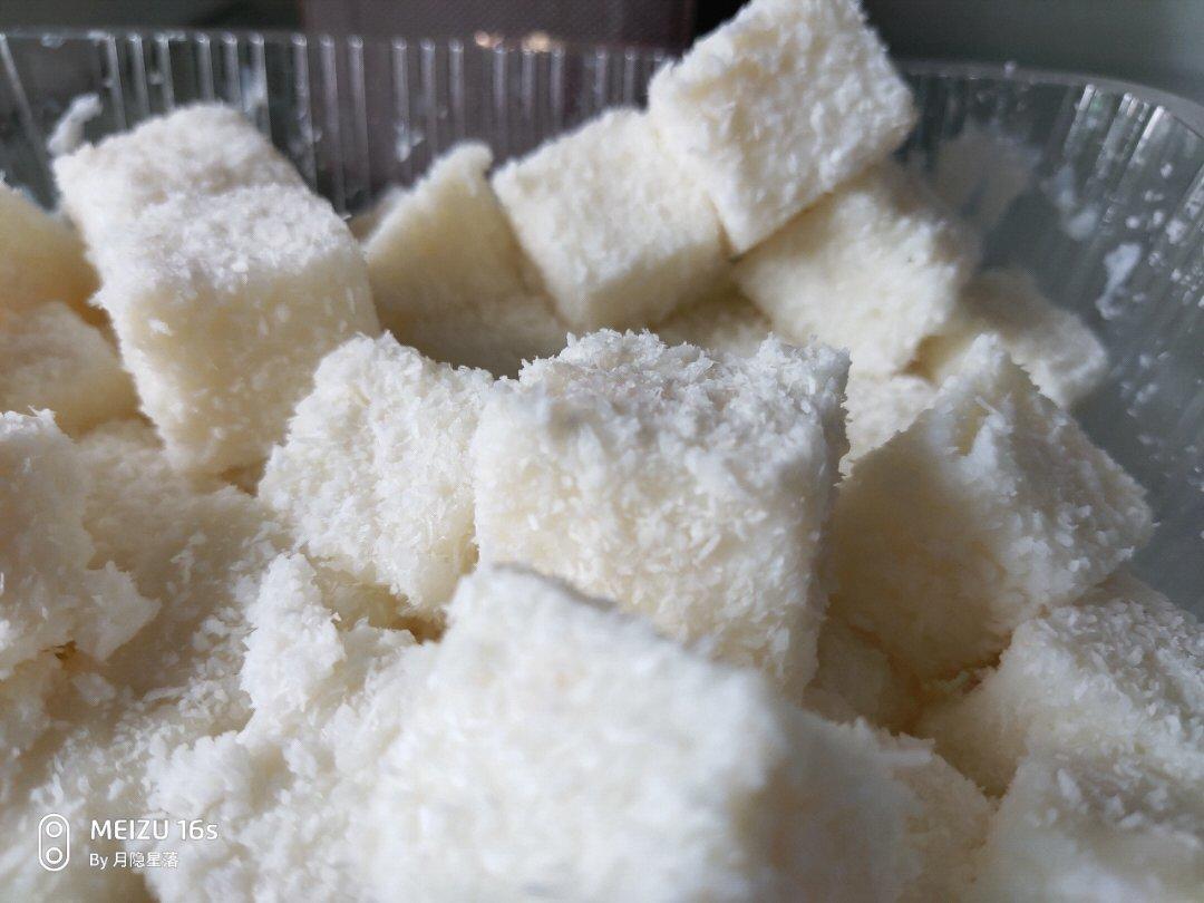 比85℃好吃百倍的椰蓉牛奶小方