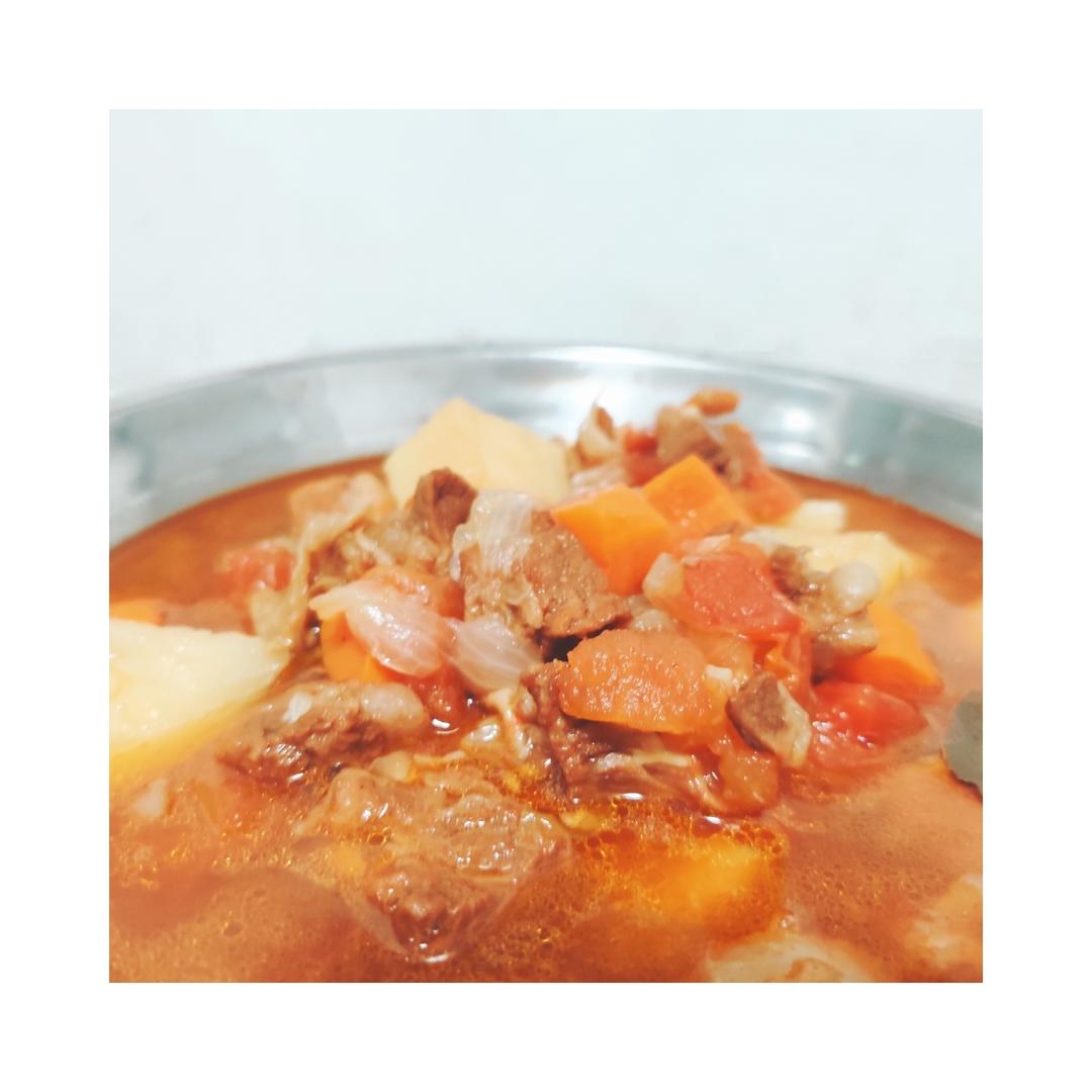 一个话唠包教包会的香浓红烩牛腩