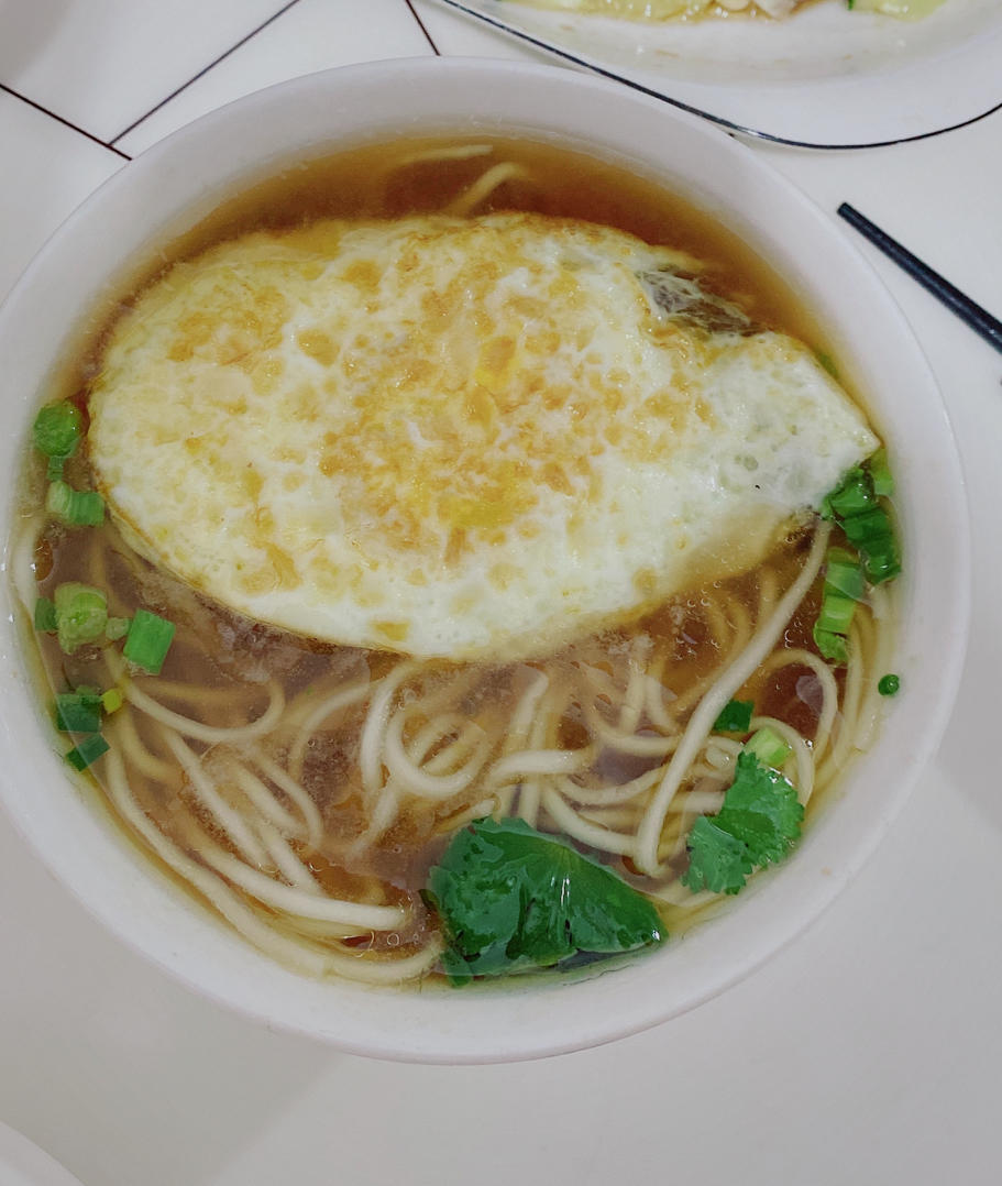 十分钟搞定的热汤面
