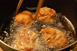 “唐揚げ”日式炸鸡的做法 步骤6