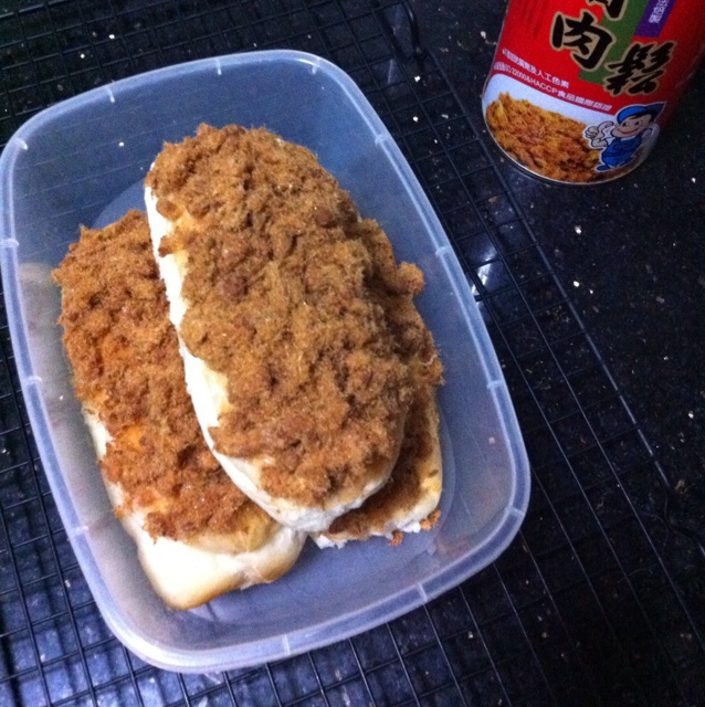小小肉松包