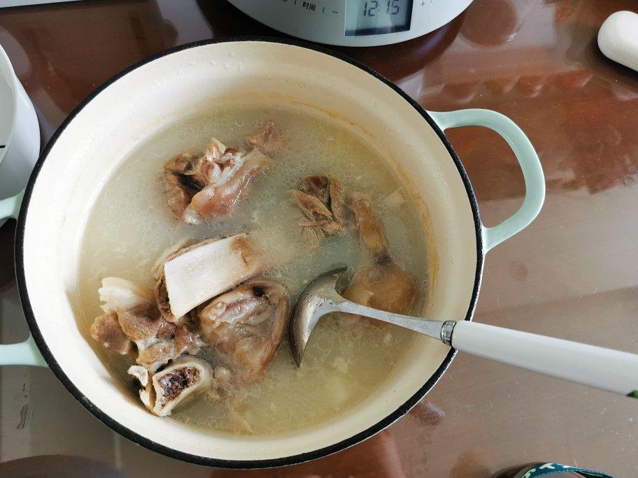 酱大骨【8月北鼎珐琅铸铁锅食谱】