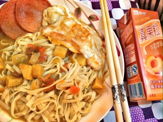 土豆焖面